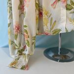 Jealous Tomato NWT  White Floral Print Work Blouse Size Large Photo 2