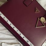 Guess Satchel Photo 3