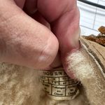 UGG DAKOTA  SLIPPERS WOMENS SIZE 9 NWOT Photo 3