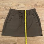 Athleta  Women's size 8 Gray Cotton and Spandex Drawstring Skirt with Pockets Photo 5