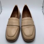 Seychelles NWB  Butterflies Loafer color beige size 6 soft leather 918 Photo 3