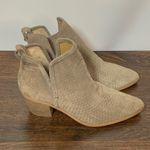 Lucky Brand loria leather bootie size 7 1/2 Photo 4