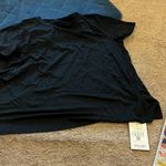 Halara NWT  black tee M Photo 1