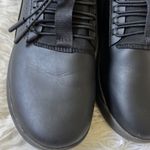 CLOVE WOMEN'S CLASSIC ALL BLACK OPTION SNEAKER SIZE 6.5 Photo 2