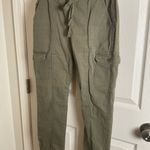 Women's Olive Cargo Jogger Pants Size 9/10 Green Photo 3