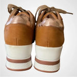 VISCOZZY Women's Brown White High Heel Wedge Sneakers Never Been Worn Size 5.5 Tan Photo 6