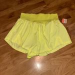 Free People Free‎ People Movement women's  Carpe Diem Shorts in sour citrus size XL Photo 3