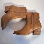 Dolce Vita Kirby Ankle Boots Women Size 7 Tan Perforated Western Heel Zip Brown Photo 7