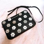 Michael Kors Jet Set Floral Appliqué Crossbag Photo 0