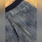 Athleta  Women’s Blue Batik Midtown Slim Drawstring Ankle Pants Size 6 Photo 4