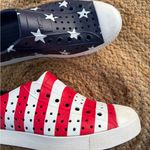 NATIVE Women’s Sz 8 American Flag Slip On Shoes Red White Blue Stars Photo 1