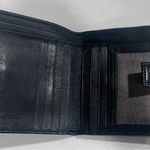 Salvatore Ferragamo  Black‎ Patent Leather Buckle Medium Wallet Photo 4