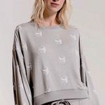 Z Supply Gray & White Skull Crew Neck Pullover Relaxed Fit Photo 0