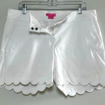 Isaac Mizrahi White Scalloped Hem Shorts Pockets Casual Summer Size 12 Photo 0