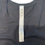 Lululemon Size 2 Lightweight Run Kit Tank Top Black Relaxed Fit Workout Gym Photo 2