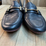 Enzo Angiolini  Women’s Flat Black Leather Loafers with Gold Bar Detail‎ size 6.5 Photo 5