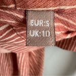 MOODSTORIES Striped Balloon Sleeve Tie Front Crop Top in Terracotta EU Small Orange Size undefined Photo 3