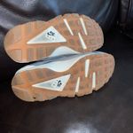 Nike women’s Air Huarache Run Ultra Wolf Running Shoe size 6.5 sneakers grey gym Photo 8