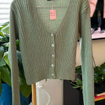Pretty Little Thing green crop cardigan sweater Photo 0
