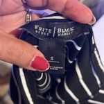 White House | Black Market  Chevron pattern Fitted Strapless top size S Photo 9