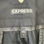 EXPRESS portfolio casual shorts black size 4 notch waist band cuffed hems Photo 5