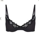 SKIMS  Fits Everybody unlined underwire Lace Scoop Bra Onyx Black NWT 30B Photo 1