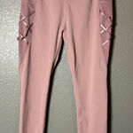 None Light Pink Cropped Leggings with Crisscross Detail, Size Xlarge Photo 0