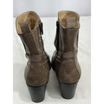 Naturalizer Womans  Tiffany Brown Faux Leather Strap Block Heel Ankle Boots 7 M Photo 4