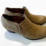 Natural Soul  Taupe Vegan Leather Low Ankle Boot Bootie Women’s Size 8 Fall Vibes Photo 4