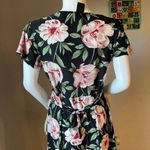 New Women’s Black Floral Dress size XL for size 14 Photo 7