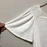 W5 White Flowy Sleeve Wide Neck Blouse Size Medium Photo 2