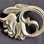 Vintage Seagull Pewter EUC brooch. Three tulips & leaves form this beauty Gray Photo 0