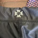 Asymmetrical print dark gray leggings sz large Photo 4