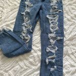 American Eagle Ripped Jeans Photo 0