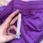 Lululemon  Hotty Hot Short 2.5” Photo 2