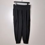 Athleta Black Salutation Cargo Joggers Size Large NWT Photo 1