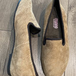 Munro NWOT  Jerrie Tan Suede Slip‎ On Flats Size 7.5 WW Photo 0