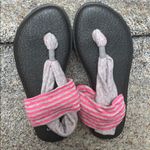 Sanuk Pink & Grey Stripe Dotted Yoga Sling sandals Photo 4