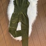 Boutique Ribbed Seamless Jumpsuit S/M Photo 2