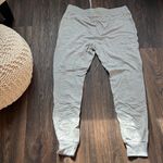 Amazon  Essentials Gray Sweats Photo 3