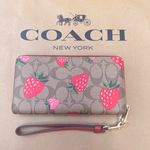 Coach Long Zip Around Wallet In Signature Canvas With Wild Strawberry Print ch523 Photo 1