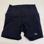 Alo Yoga Alo 5" Airbrush High wasted black biker shorts Photo 2