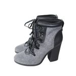 Juicy Couture  Kaspar Wool Heeled Lace‎ Up Women's Ankle Boots Size 9 Photo 1