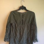 Jessica Simpson  small dark green top Photo 1
