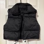 Amazon Black Cropped Puffer  Vest Photo 0