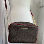 Michael kors Signature jet set east west brown monogram wine red crossbody bag Photo 13