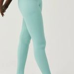 Outdoor Voices NWT SeamlessRib 7/8 Leggings in Storm Photo 1