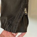 frame denim •FRAME• Banded Bottom Trapunto Moto Pant in Washed Mahogany Size 26 Photo 6