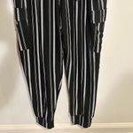 No Boundaries  Juniors Black and White Paperbag Waist Jumpsuit - XXL Photo 3