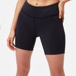 Outdoor Voices NWT  Black Move Free 6" Short in Black- Size Small Photo 2